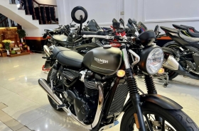 Triumph Street Twin 2022 lướt 4k km 1 chủ đập thùng