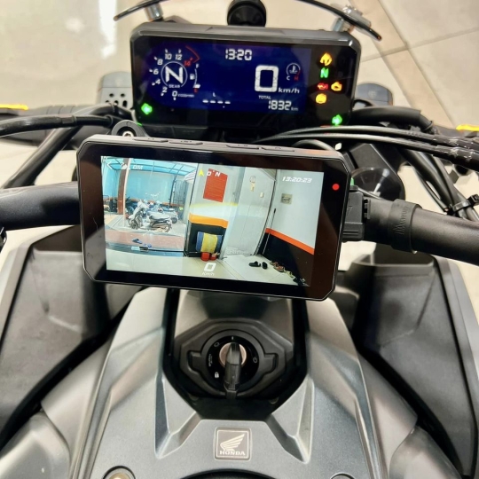 CB650r cuối 2023 BSSG full đồ chơi  Odo lướt: 1800 km