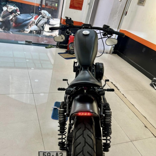 Harley Iron 883 2019 BSSG chính chủ lên ngìu đồ chơi siêu ngầu