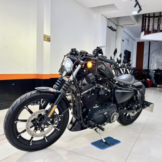 Harley Iron 883 2019 BSSG chính chủ lên ngìu đồ chơi siêu ngầu