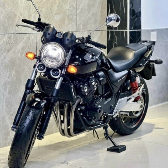 CB400 2018 HQCN bản Kỷ Niệm 25nam BSSG  Odo chuẩn 9k mấy km