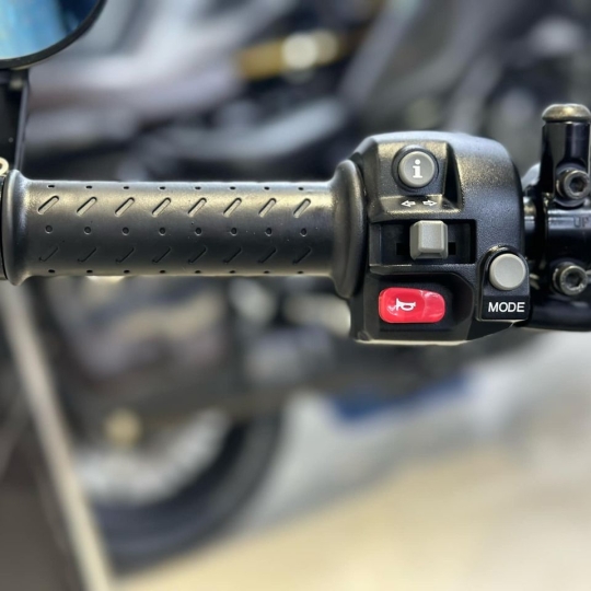 Triumph Street Twin Matt Iron Stone 2019 BSSG chính chủ